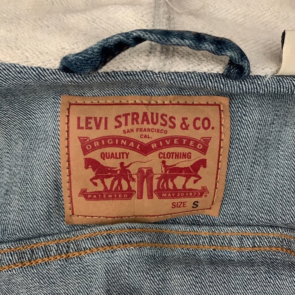 Levi’s jacket - Picture 3 of 3